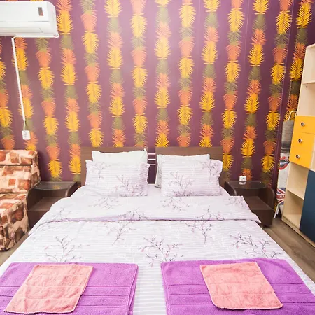 Price - 2 Bedrooms Flat - 1st Line Sea Garden Apartament *